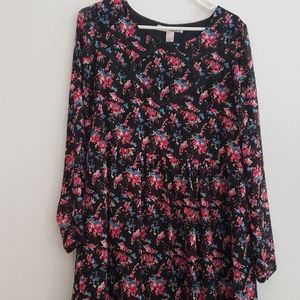 F21 Baby Doll Black Floral Long Sleeve Dress